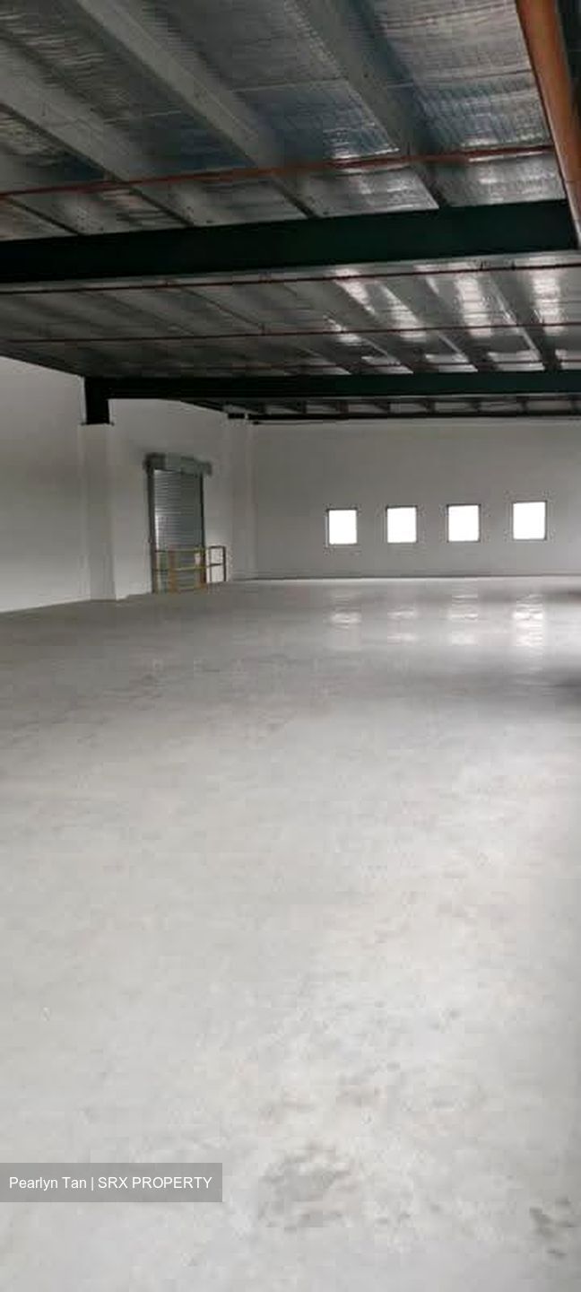 Changi North Way (D17), Factory #624030031